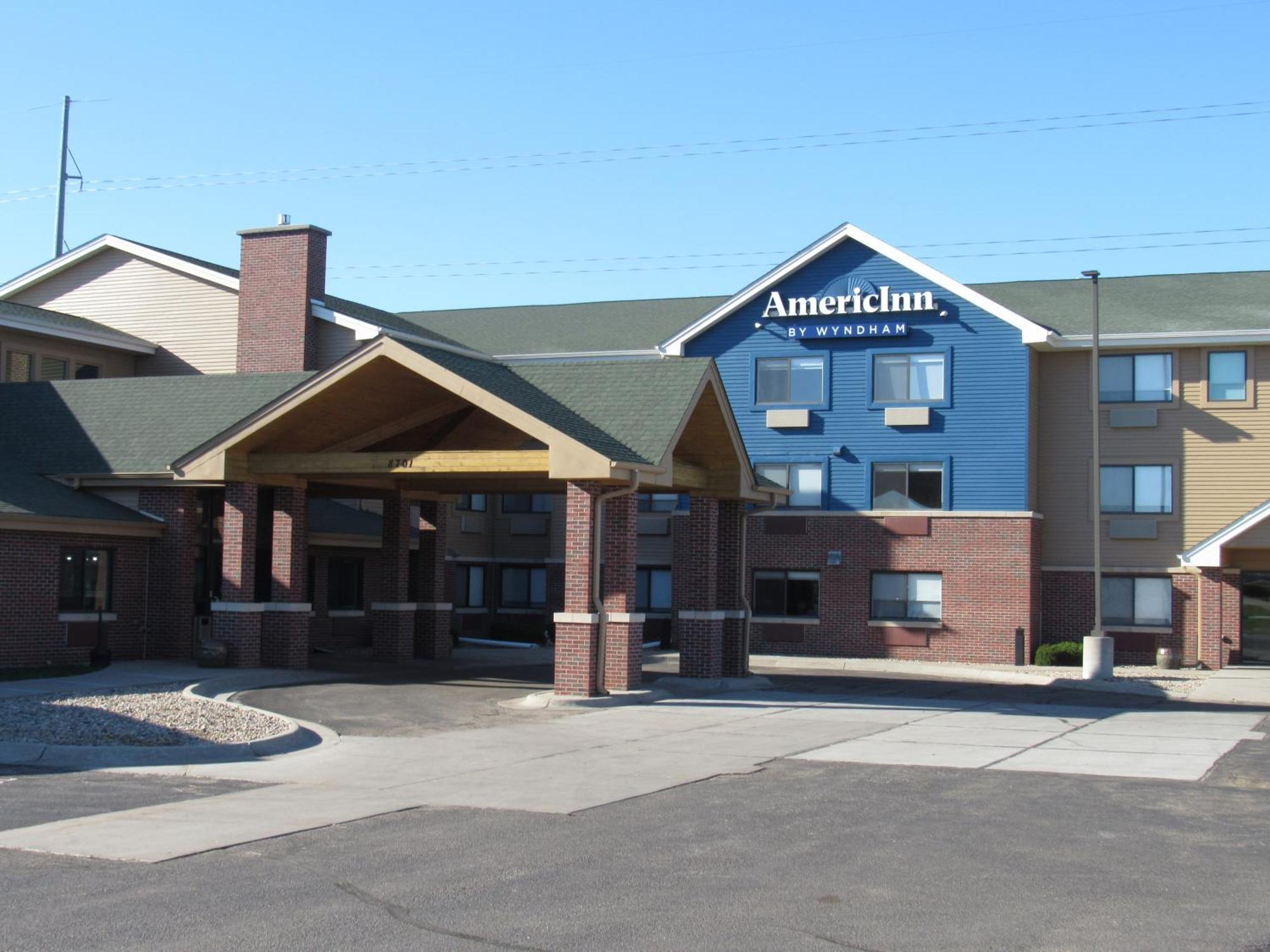 Americinn By Wyndham Lincoln South Экстерьер фото